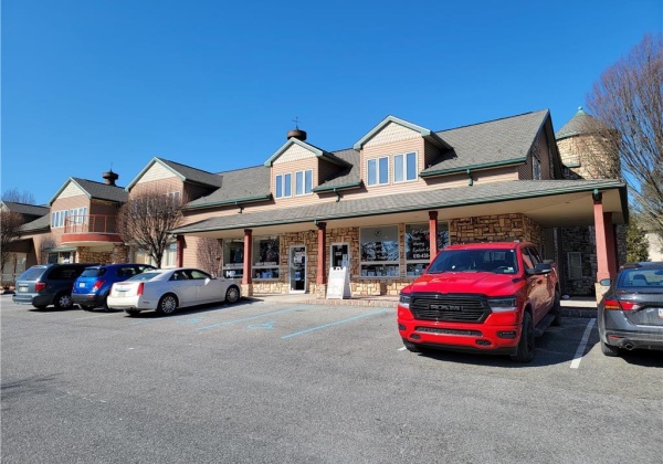 4009 William Penn Highway, Palmer Twp, Pennsylvania 18045, ,Commercial,For sale,William Penn,689220