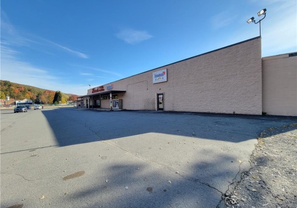 5 Mountain Mall, Luzerne County, Pennsylvania 18655, ,Commercial,For sale,Mountain Mall,704745