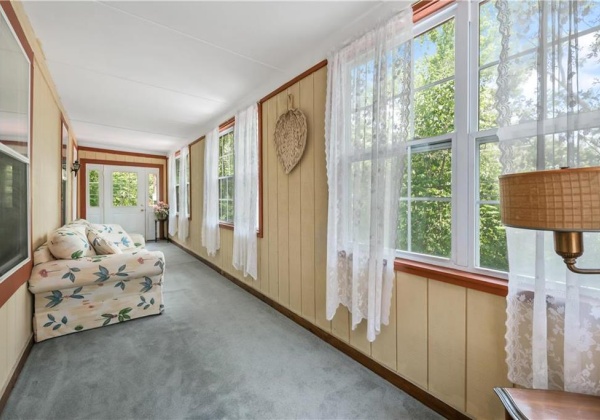 Sun Porch in 3br home