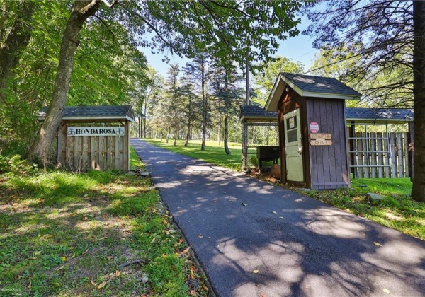 Gatehouse along driveway