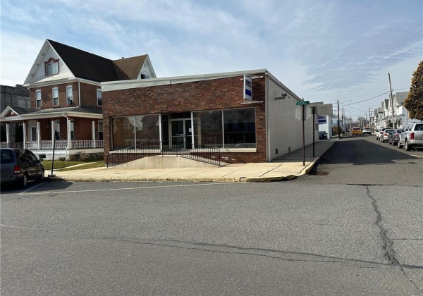 144 3Rd Street, Lehighton Borough, Pennsylvania 18235, ,Commercial,For sale,3Rd,733007