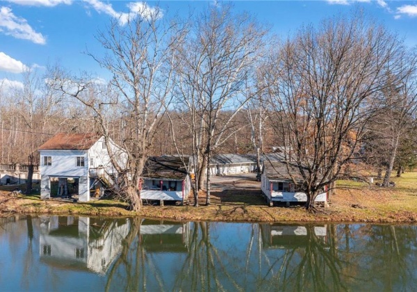 Waterfront cabins 1,2, and 3