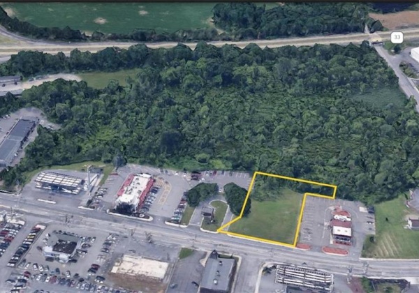 976 Broadway, Wind Gap Borough, Pennsylvania 18091, ,Commercial,For sale,Broadway,735176