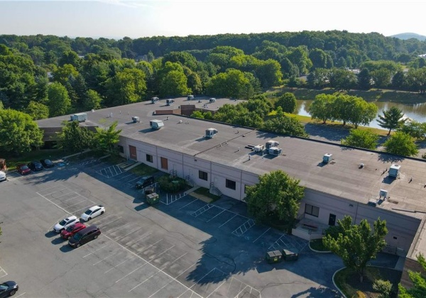 1510 valley center Parkway, Hanover Twp, Pennsylvania 18017, ,Commercial,For sale,valley center,739459