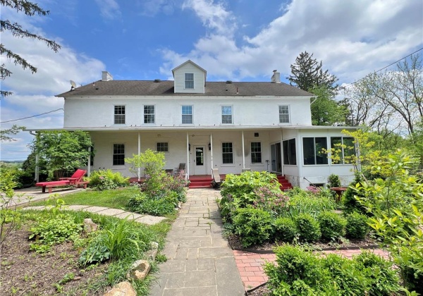 10 Wheeler Lane, Washington Twp, Pennsylvania 19503, 6 Bedrooms Bedrooms, 13 Rooms Rooms,3 BathroomsBathrooms,Farm,For sale,Wheeler,739722