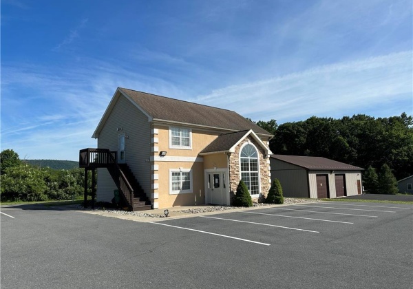 196 Moorestown Road, Bushkill Twp, Pennsylvania 18091, ,Commercial,For sale,Moorestown,740799