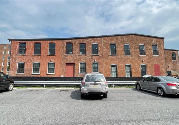 417 N 14th Street, Allentown City, Pennsylvania 18102, ,Commercial,For sale,N 14th,742134