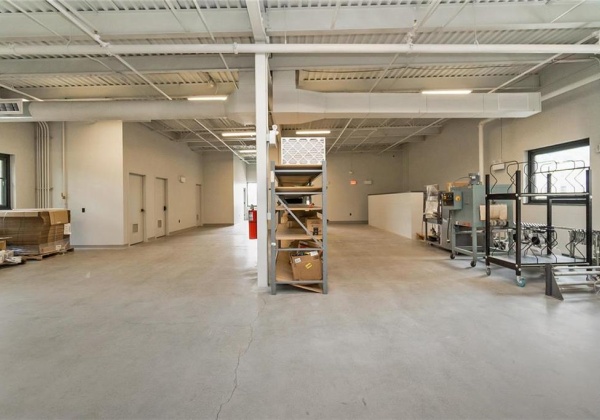 Approximate middle of 2nd floor looking back towards front stairs and common area