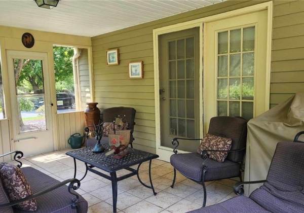 Screened porch