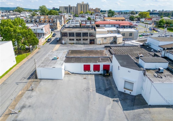 711 17th Street, Allentown City, Pennsylvania 18102, ,Commercial,For sale,17th,743574