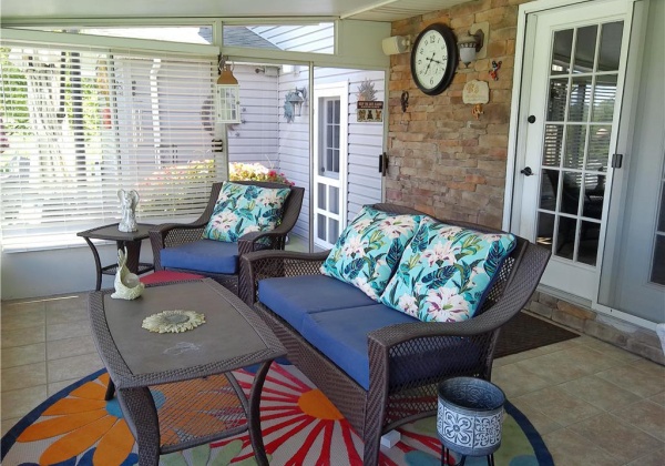 Florida Room/Sunroom