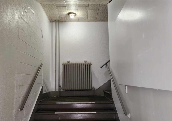 staircase to 2nd floor