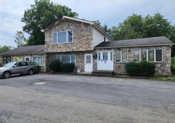 1980 Route 209, Chestnuthill Twp, Pennsylvania 18322, ,Commercial,For sale,Route 209,744766