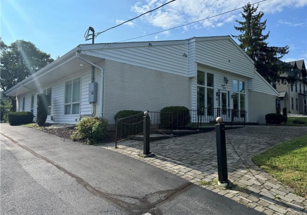 522 Delaware, Fountain Hill Boro, Pennsylvania 18015, ,Commercial,For sale,Delaware,745868