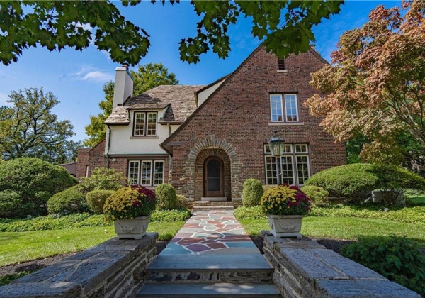 Stately Tudor Home in the West End