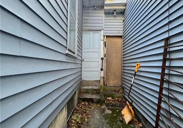 218 Ridge Street, Coaldale Borough, Pennsylvania 18218, 3 Bedrooms Bedrooms, 5 Rooms Rooms,1 BathroomBathrooms,Residential,For sale,Ridge,745916