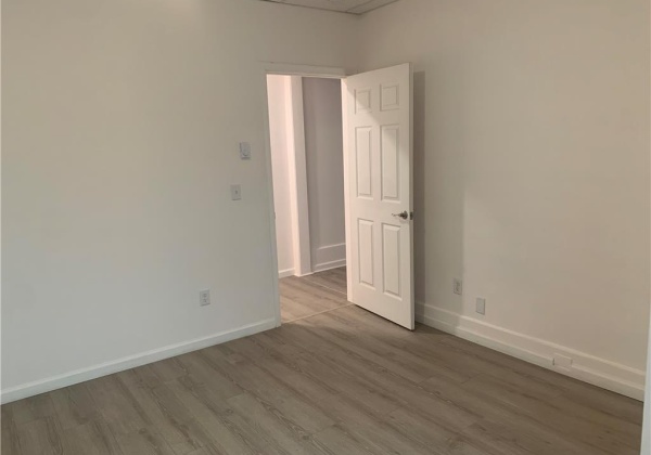 1119 Hamilton Street, Allentown City, Pennsylvania 18101, 1 Bedroom Bedrooms, 3 Rooms Rooms,1 BathroomBathrooms,Residential,For sale,Hamilton,746020