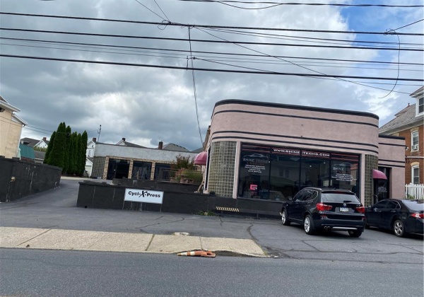 2109 Freemansburg Avenue, Wilson Borough, Pennsylvania 18042, ,Commercial,For sale,Freemansburg,746149