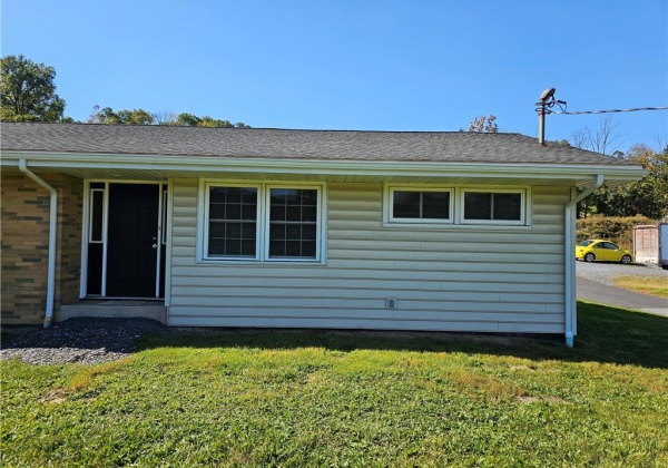 3542 Route 378, Lower Saucon Twp, Pennsylvania 18015, 2 Bedrooms Bedrooms, 5 Rooms Rooms,1 BathroomBathrooms,Residential,For sale,Route 378,746804