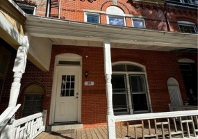 39 11th Street, Allentown City, Pennsylvania 18101, 1 Bedroom Bedrooms, 3 Rooms Rooms,1 BathroomBathrooms,Residential,For sale,11th,746697