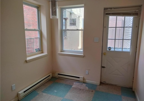 143 5th Street, Allentown City, Pennsylvania 18102, 2 Bedrooms Bedrooms, 5 Rooms Rooms,1 BathroomBathrooms,Residential,For sale,5th,746946