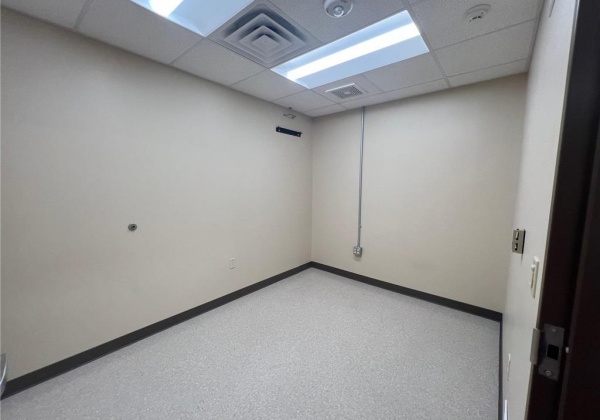 Alternate view of office with view of closet