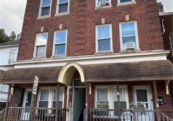 268 Walnut Street, Allentown City, Pennsylvania 18109, 2 Bedrooms Bedrooms, 4 Rooms Rooms,1 BathroomBathrooms,Residential,For sale,Walnut,745104