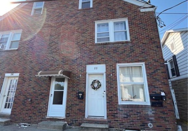 86 Garibaldi Avenue, Roseto Borough, Pennsylvania 18013, 2 Bedrooms Bedrooms, 4 Rooms Rooms,1 BathroomBathrooms,Residential,For sale,Garibaldi,747082