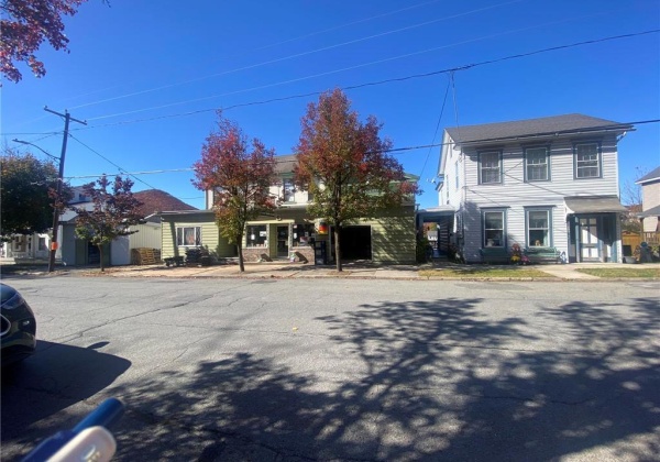 311 Center Street, Jim Thorpe Borough, Pennsylvania 18229, ,Commercial,For sale,Center,747594