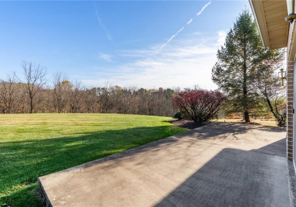 1956 Wooded Ridge Court, Upper Macungie Twp, Pennsylvania 18051, 3 Bedrooms Bedrooms, 9 Rooms Rooms,3 BathroomsBathrooms,Residential,For sale,Wooded Ridge,746006