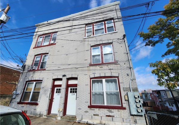 739 7Th Street, Bethlehem City, Pennsylvania 18015, 1 Bedroom Bedrooms, 4 Rooms Rooms,1 BathroomBathrooms,Residential,For sale,7Th,748446