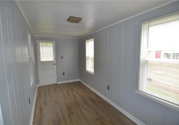 mudroom