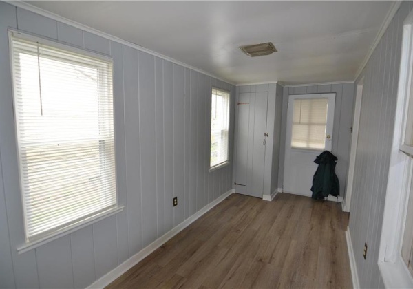 mudroom