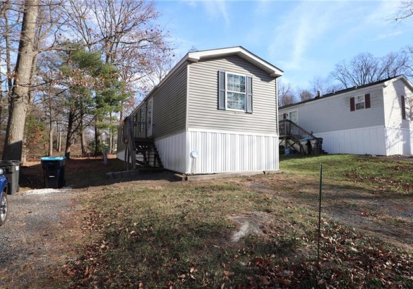 264 Birchwood Lane, Ross Twp, Pennsylvania 18353, 2 Bedrooms Bedrooms, 6 Rooms Rooms,2 BathroomsBathrooms,Residential,For sale,Birchwood,748942