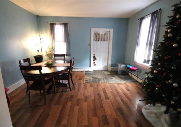 17 3RD Street, Wind Gap Borough, Pennsylvania 18091, 3 Bedrooms Bedrooms, 7 Rooms Rooms,1 BathroomBathrooms,Residential,For sale,3RD,748887