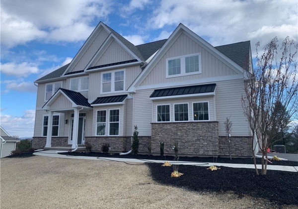 8396 SCENIC VIEW Drive, Upper Macungie Twp, Pennsylvania 18031, 4 Bedrooms Bedrooms, 10 Rooms Rooms,4 BathroomsBathrooms,Residential,For sale,SCENIC VIEW,749446