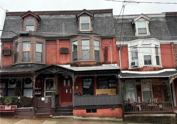 244 Mauch Chunk Street, Tamaqua Borough, Pennsylvania 18252, 3 Bedrooms Bedrooms, 6 Rooms Rooms,1 BathroomBathrooms,Residential,For sale,Mauch Chunk,749731