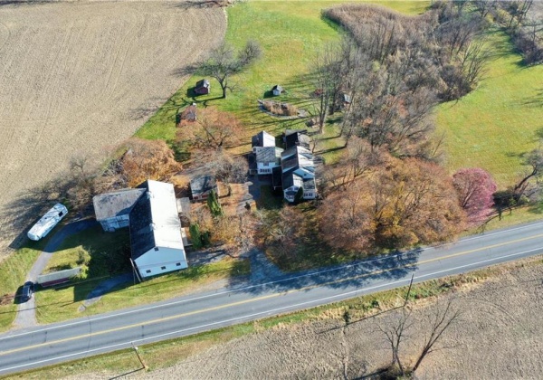 3000 Kreidersville Road, Allen Twp, Pennsylvania 18067, 7 Bedrooms Bedrooms, 13 Rooms Rooms,4 BathroomsBathrooms,Residential,For sale,Kreidersville,740462