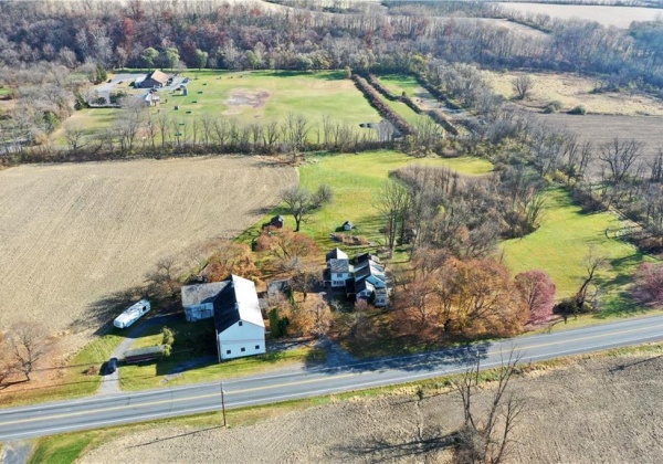 3000 Kreidersville Road, Allen Twp, Pennsylvania 18067, 7 Bedrooms Bedrooms, 13 Rooms Rooms,4 BathroomsBathrooms,Residential,For sale,Kreidersville,740462