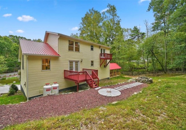 57 Lake Lane, Pocono Twp, Pennsylvania 18301, ,Residential,For sale,Lake,750169