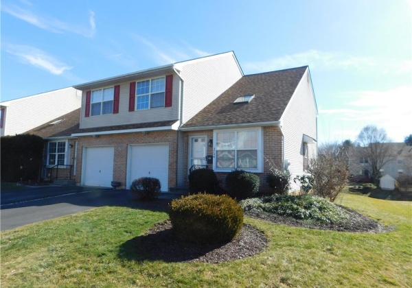 2706 Tamlynn Lane, Palmer Twp, Pennsylvania 18045, 3 Bedrooms Bedrooms, 6 Rooms Rooms,2 BathroomsBathrooms,Residential,For sale,Tamlynn,750717