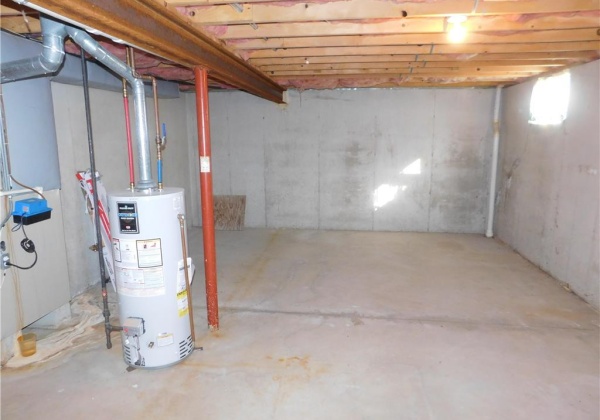 Large Full Basement for Storage