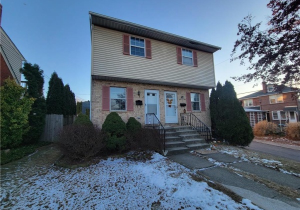 1938 Washington Street, Allentown City, Pennsylvania 18104, 3 Bedrooms Bedrooms, 7 Rooms Rooms,1 BathroomBathrooms,Residential,For sale,Washington,750874